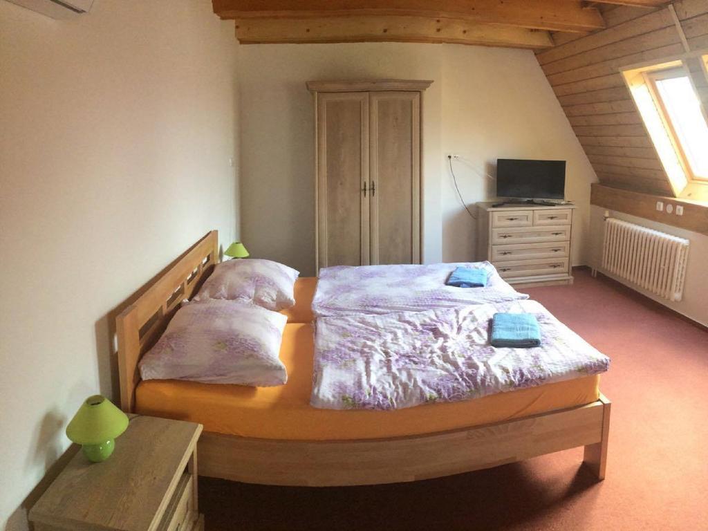 Penzion Relax Prievidza Extérieur photo