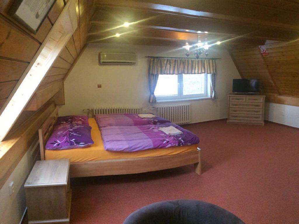 Penzion Relax Prievidza Extérieur photo